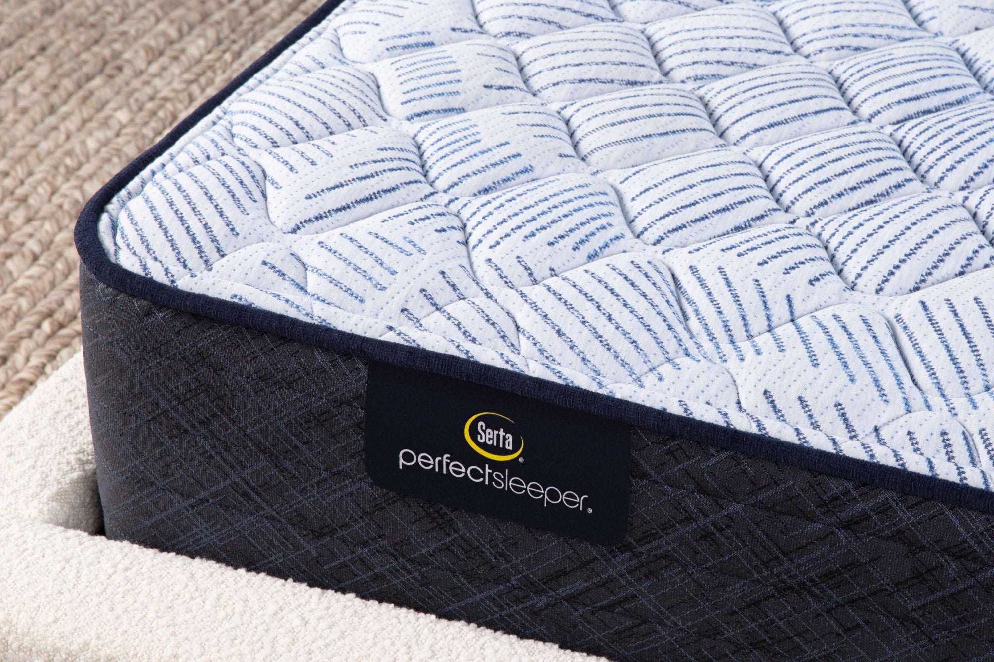 Memory Foam Mattress vs Pocket Coil Mattress: Which Is Best?